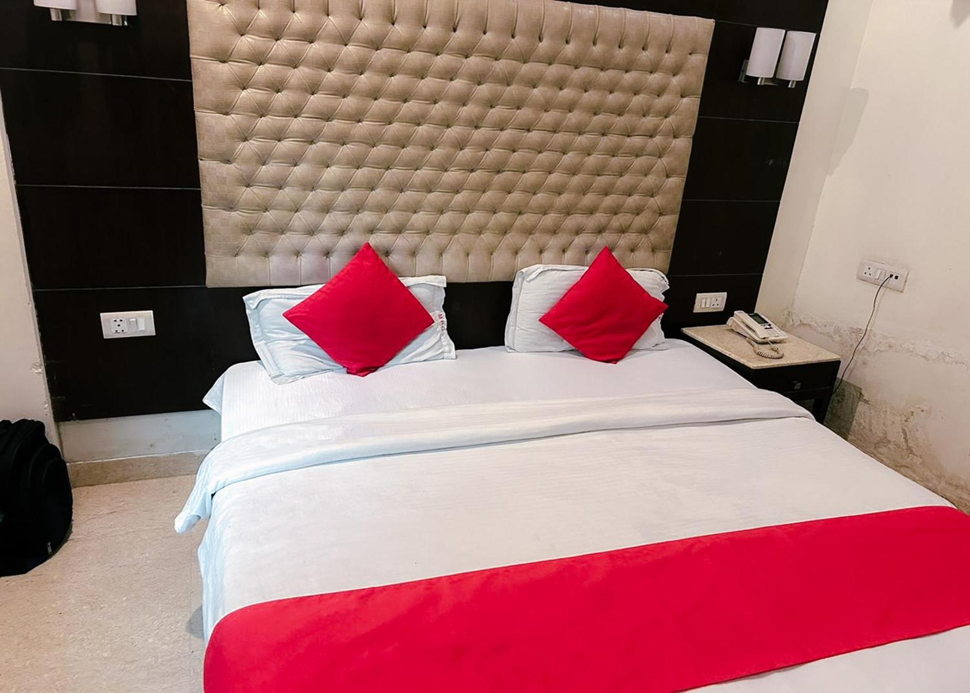 The Metropolis Guest House Near Rk Ashram Metro Station New Delhi Buitenkant foto