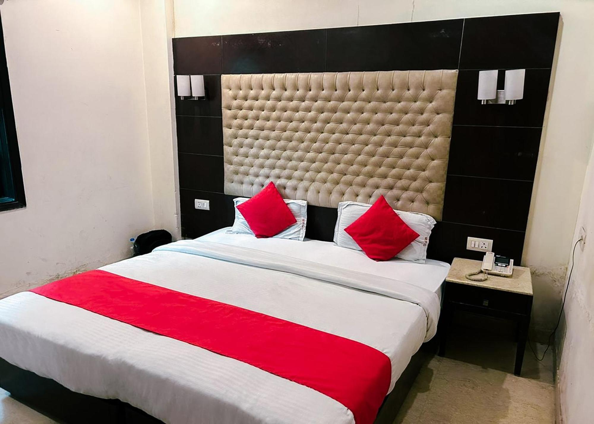 The Metropolis Guest House Near Rk Ashram Metro Station New Delhi Buitenkant foto